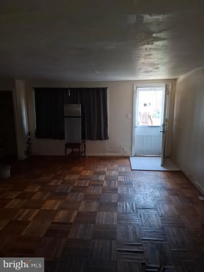 2608 Dudley St, Philadelphia, PA 19145 - #3