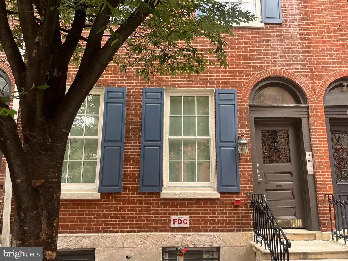 1215 Spruce St #302, Philadelphia, PA 19107 - #1