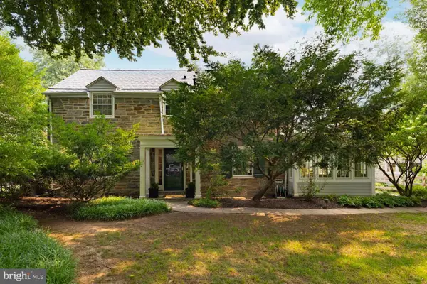 3938 Netherfield Rd, PHILADELPHIA, PA 19129
