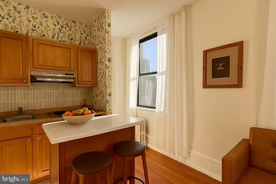 1324 Locust St #704, Philadelphia, PA 19107 - #2