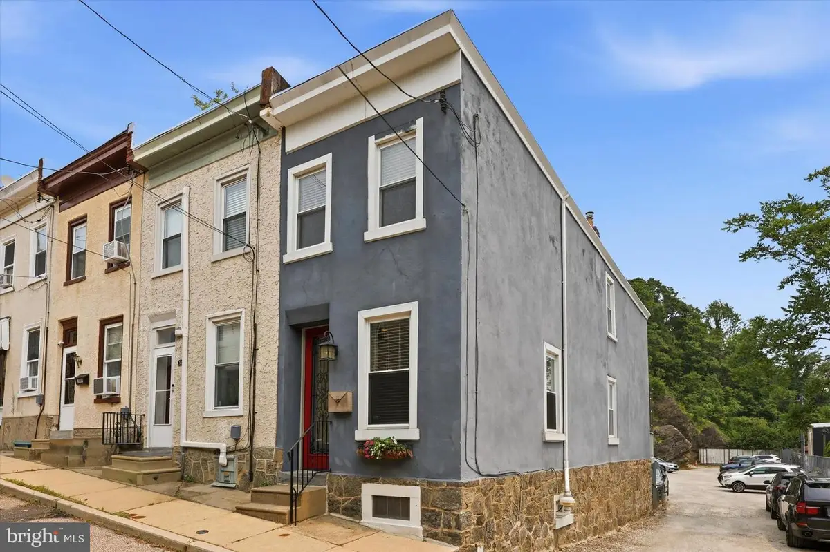 305 Carson St, Philadelphia, PA 19128 - #1