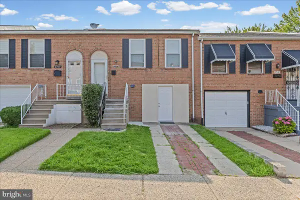 2717 Plover St, PHILADELPHIA, PA 19153