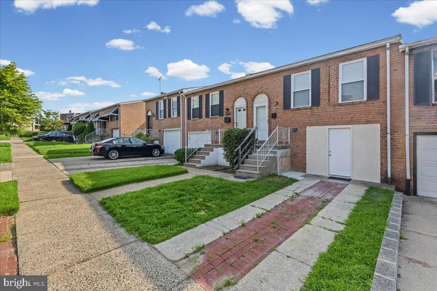 2717 Plover St, Philadelphia, PA 19153 - #2