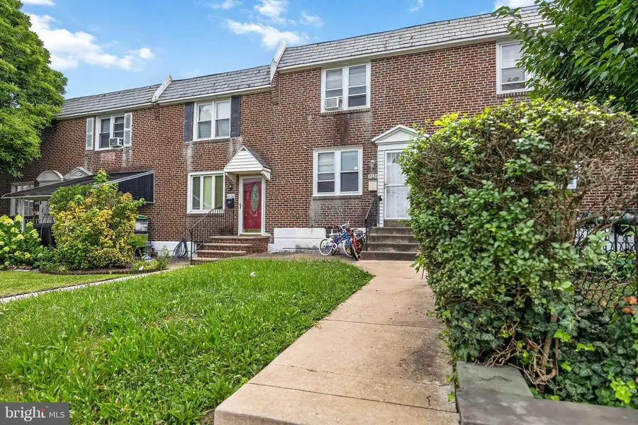 7620 Sherwood Rd, Philadelphia, PA 19151 - #2