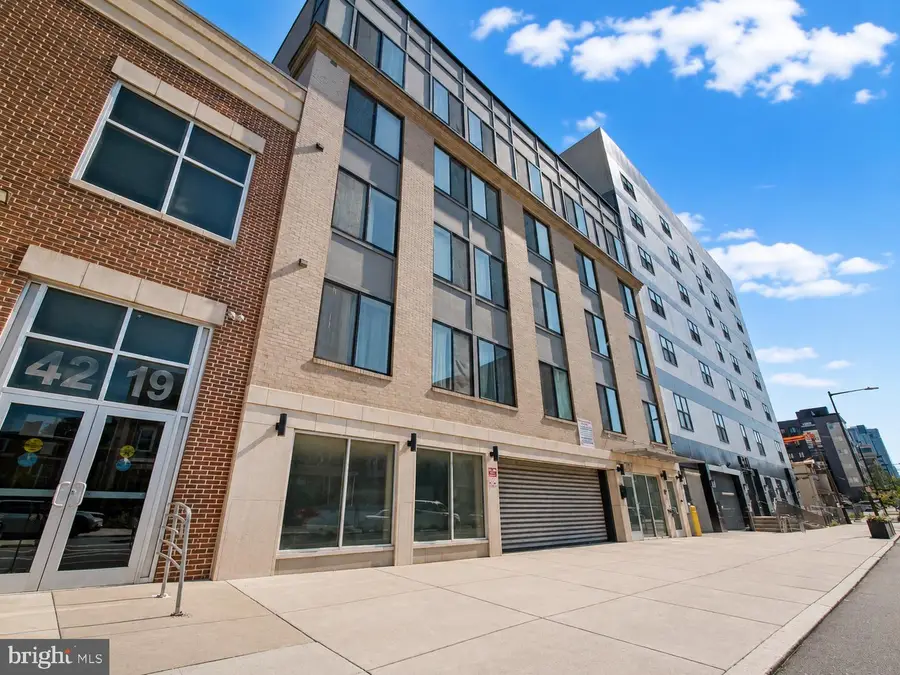 4217 Chestnut St #206, Philadelphia, PA 19104 - #2