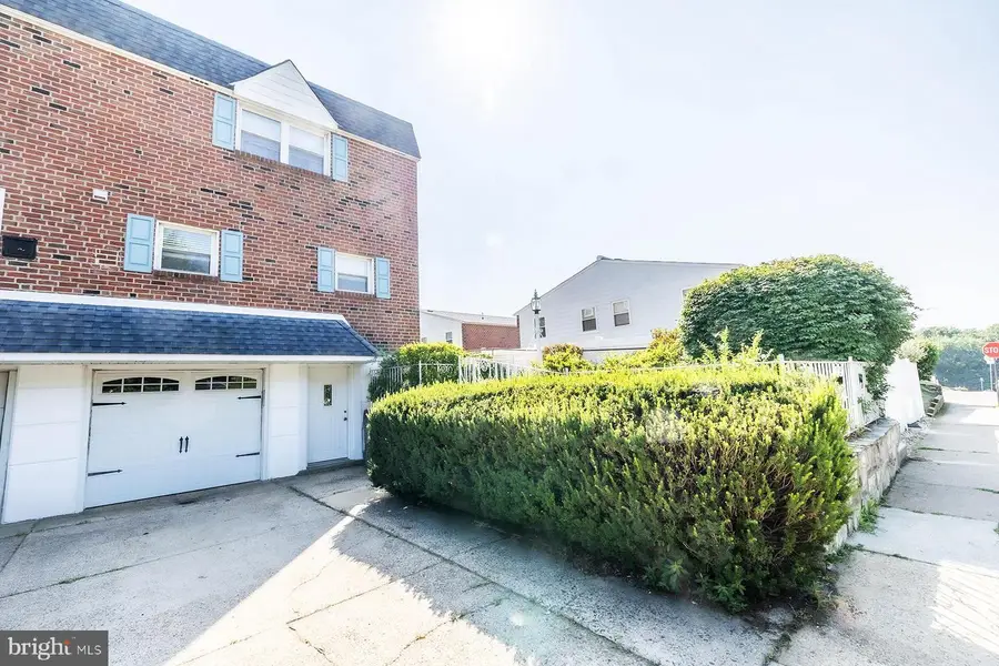 700 Susquehanna Rd, Philadelphia, PA 19111 - #2