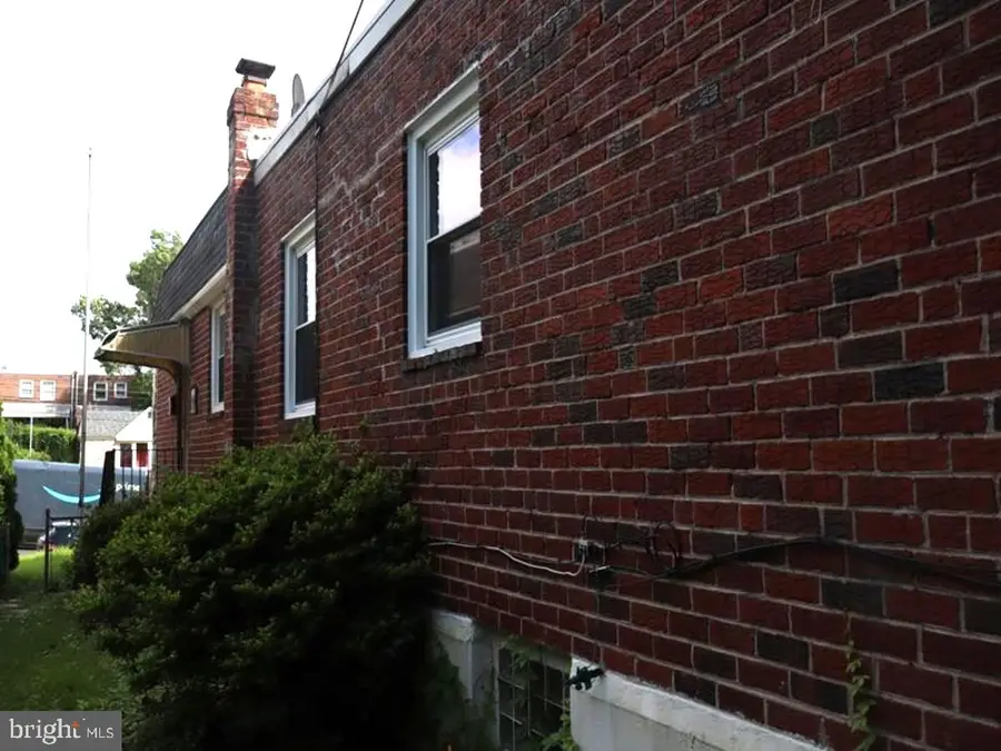 749 Cinnaminson St, Philadelphia, PA 19128 - #3