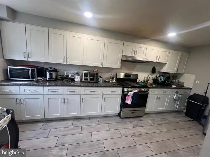 6743 E Roosevelt Blvd, Philadelphia, PA 19149 - #2