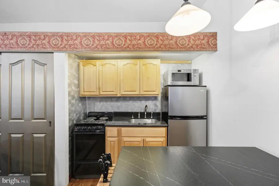 2110-12 South St #21101, Philadelphia, PA 19146 - #3