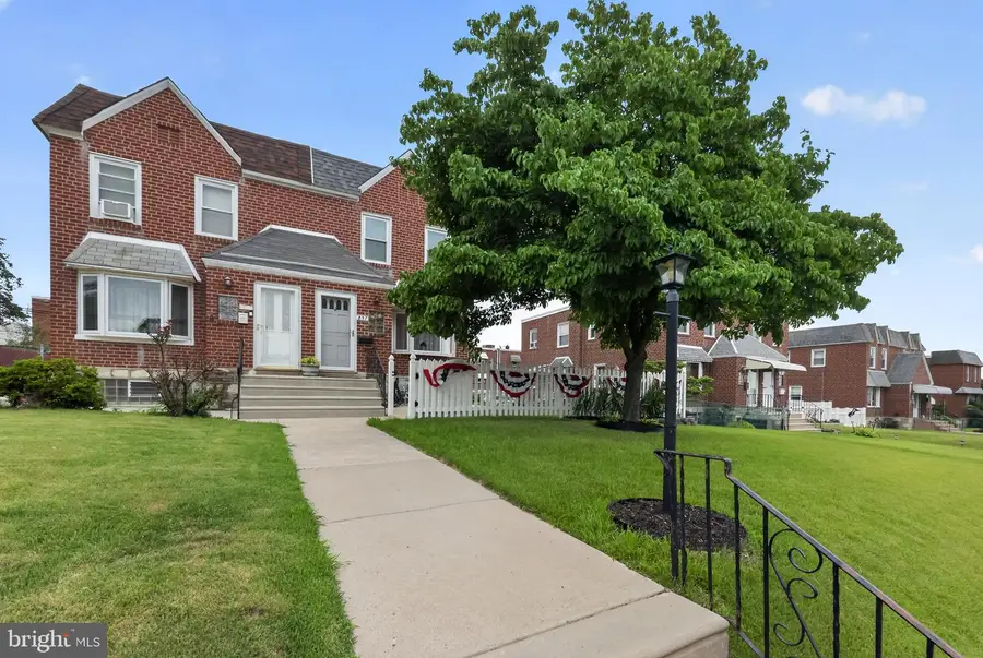857 Glenn St, Philadelphia, PA 19115 - #2
