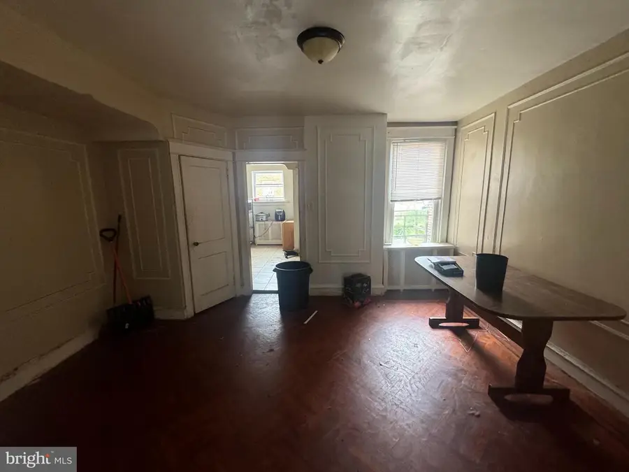806 W Wellens St, Philadelphia, PA 19141 - #3