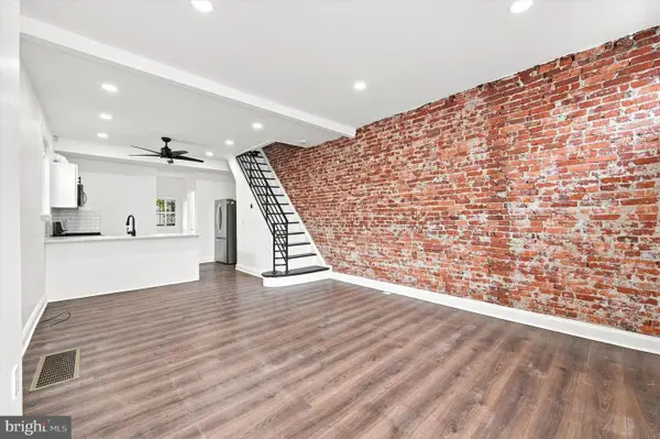 1771 N Dover St, PHILADELPHIA, PA 19121
