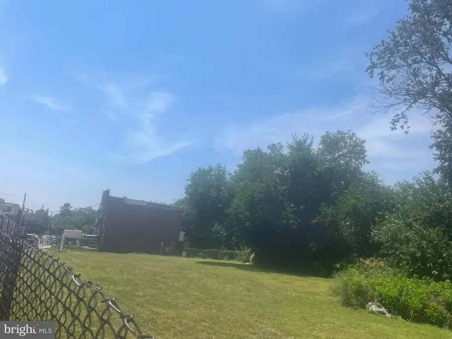 7241 Wheeler St, Philadelphia, PA 19142 - #2
