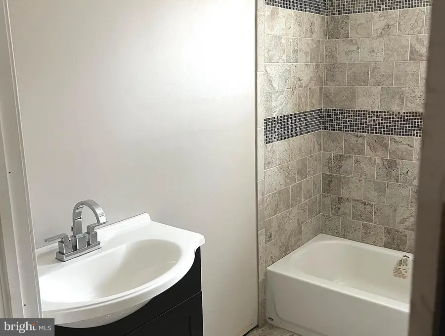 7109 Tulip St, Philadelphia, PA 19135 - #2
