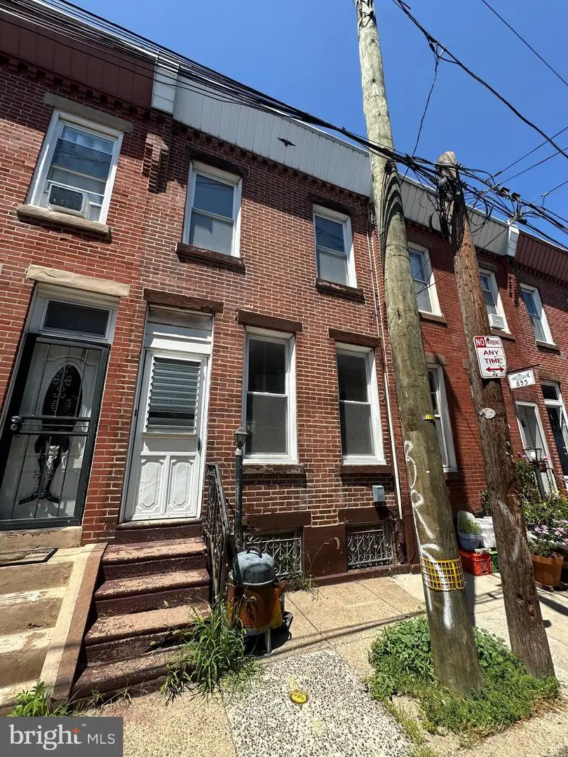 853 Mercer St, Philadelphia, PA 19125 - #1