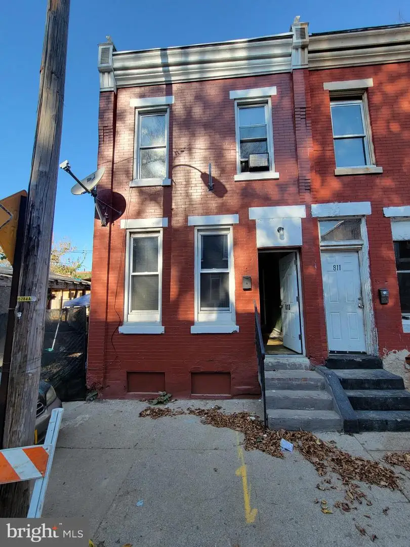 813 W Birch St, Philadelphia, PA 19133 - #2