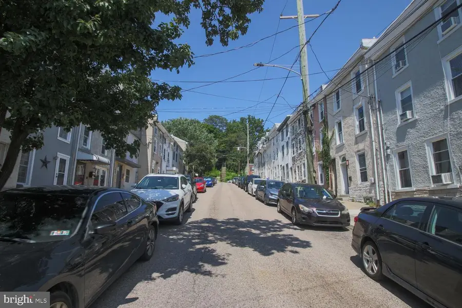 133 Jamestown St, Philadelphia, PA 19127 - #3