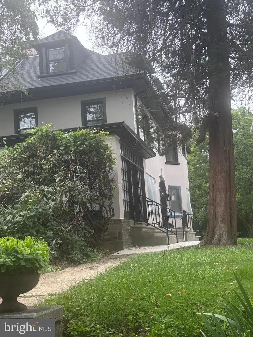 4917-00 Parkside Ave N, Philadelphia, PA 19131 - #1