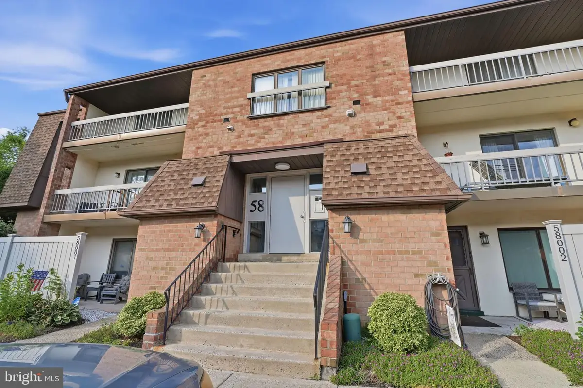 58102 Delaire Landing Rd #102, Philadelphia, PA 19114 - #1
