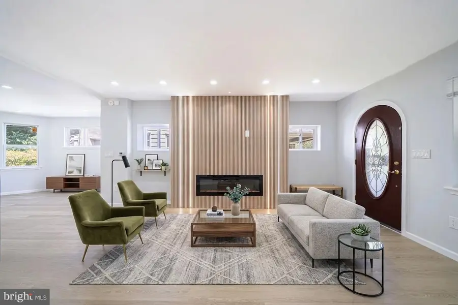 829 E Rittenhouse St, Philadelphia, PA 19138 - #3