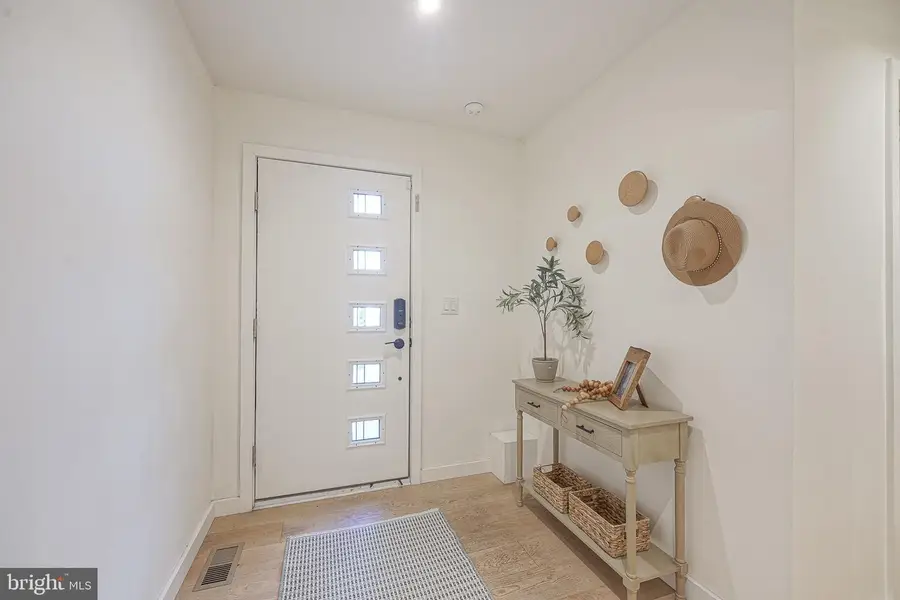 1114 Shackamaxon St #3, Philadelphia, PA 19125 - #3