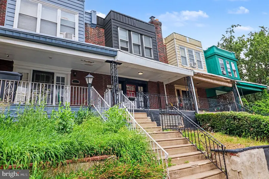 2930 N Lambert St, Philadelphia, PA 19132 - #3