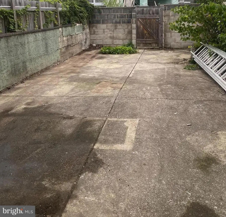 1033 Federal St, Philadelphia, PA 19147 - #3