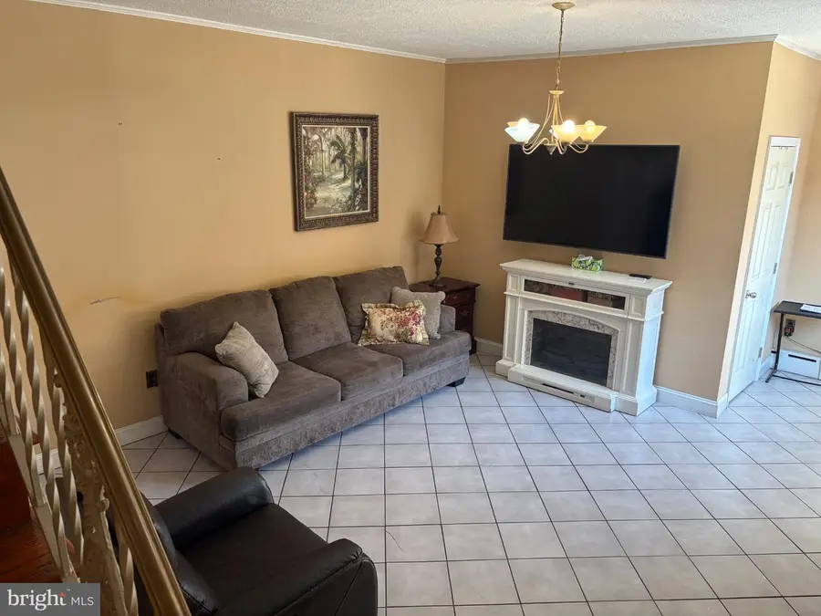 1127 Mifflin St, Philadelphia, PA 19148 - #3