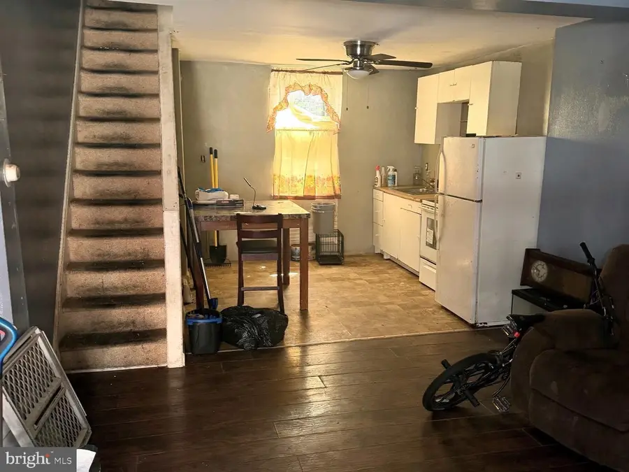 1325 S Hollywood St, Philadelphia, PA 19146 - #2