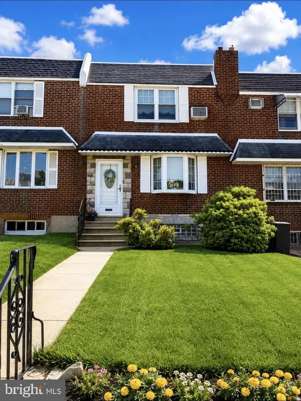 2928 Glenview St, PHILADELPHIA, PA 19149