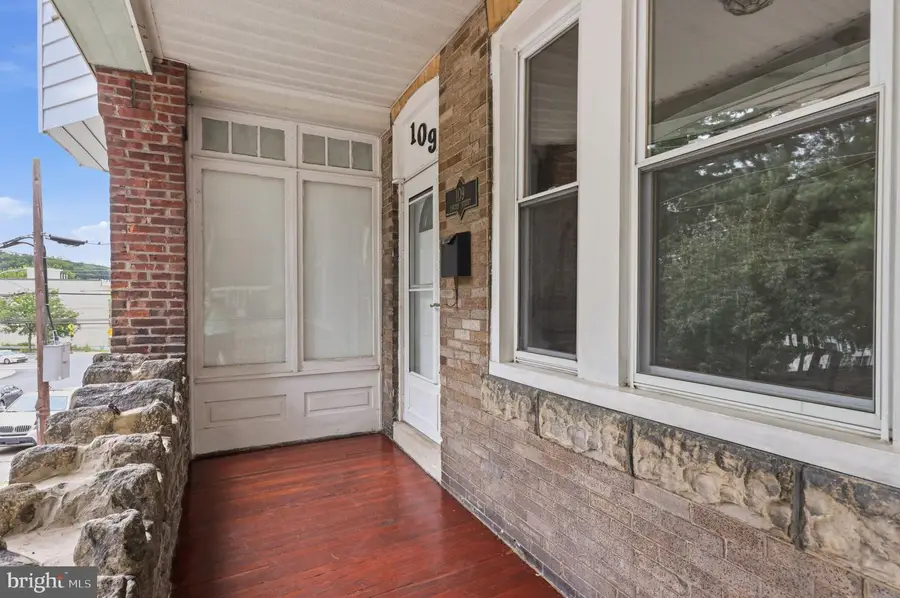 109 Osborn St, Philadelphia, PA 19128 - #2