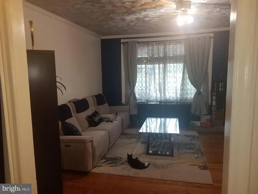 1633 W Wyoming Ave, Philadelphia, PA 19140 - #2