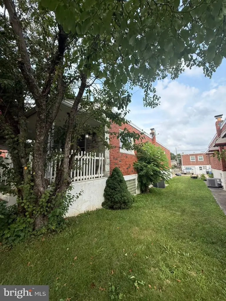 8847 E Roosevelt Blvd, Philadelphia, PA 19152 - #3