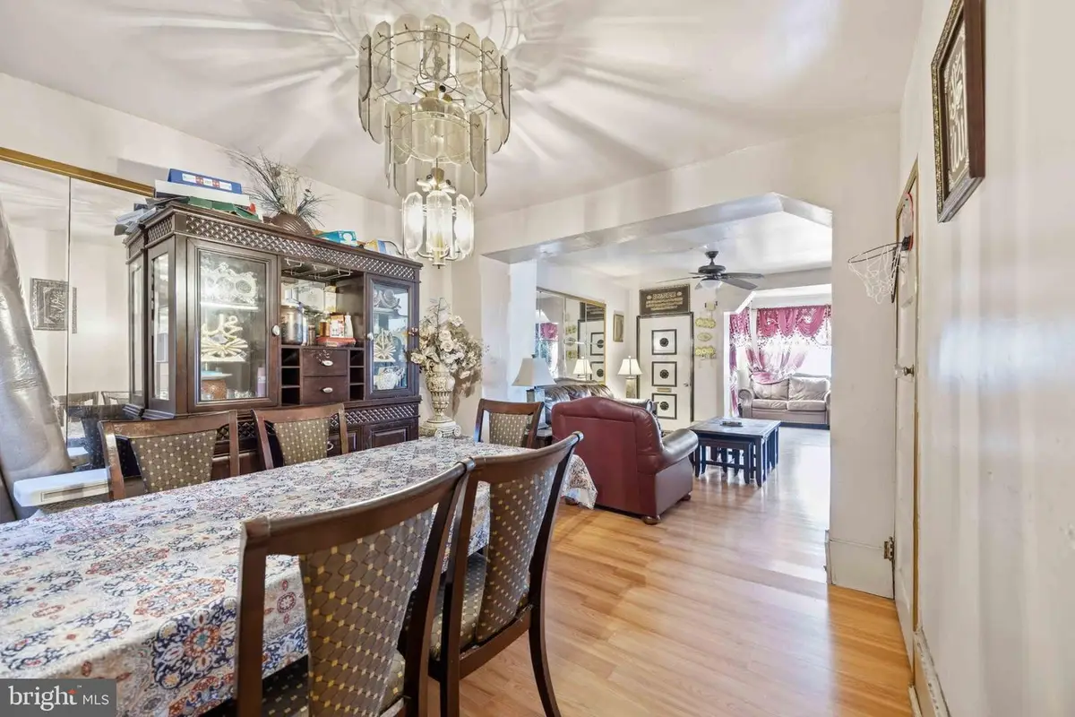 1979 W Sparks St, Philadelphia, PA 19141 - #1