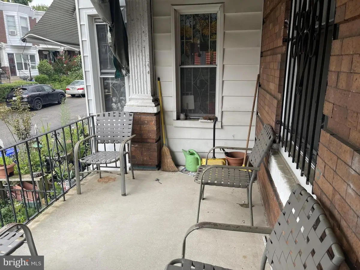 138 W Pomona St, Philadelphia, PA 19144 - #1