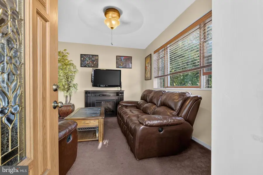 6016 Cobbs Creek Pkwy, Philadelphia, PA 19143 - #2