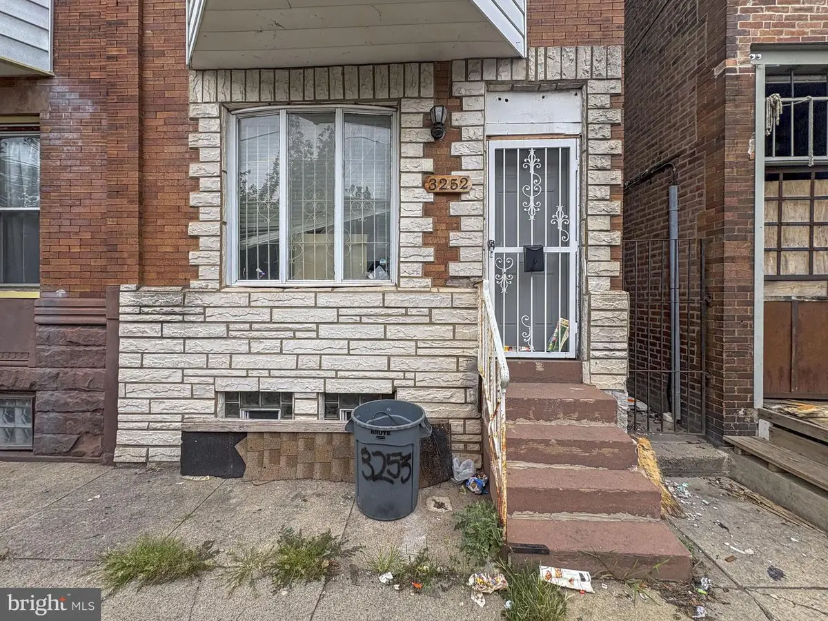 3252 Rorer St, Philadelphia, PA 19134 - #1