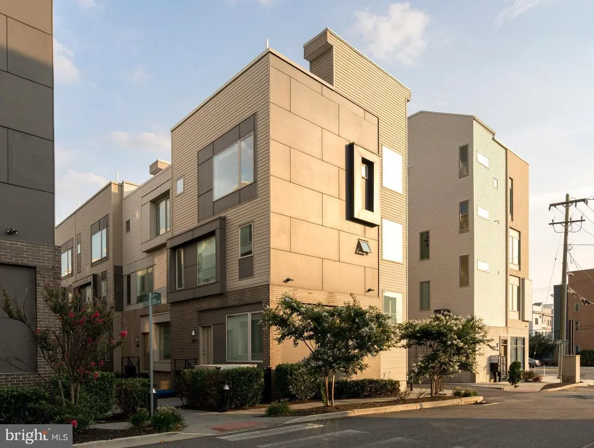 2104 Kensington Walk, Philadelphia, PA 19125 - #1