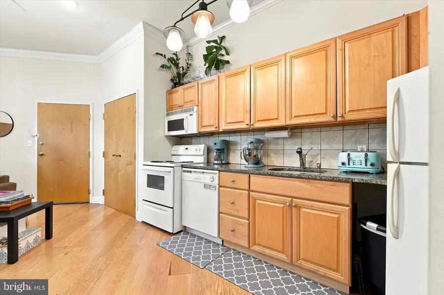 415 S 19th St #phf, Philadelphia, PA 19146 - #3