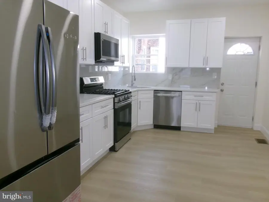 1406 N Hirst St, Philadelphia, PA 19151 - #2