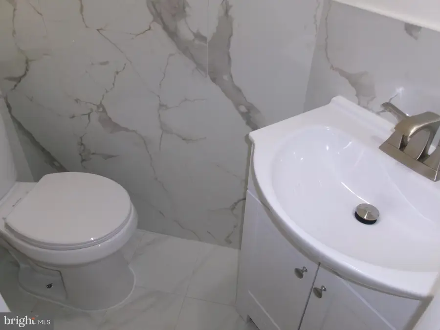 1406 N Hirst St, Philadelphia, PA 19151 - #3