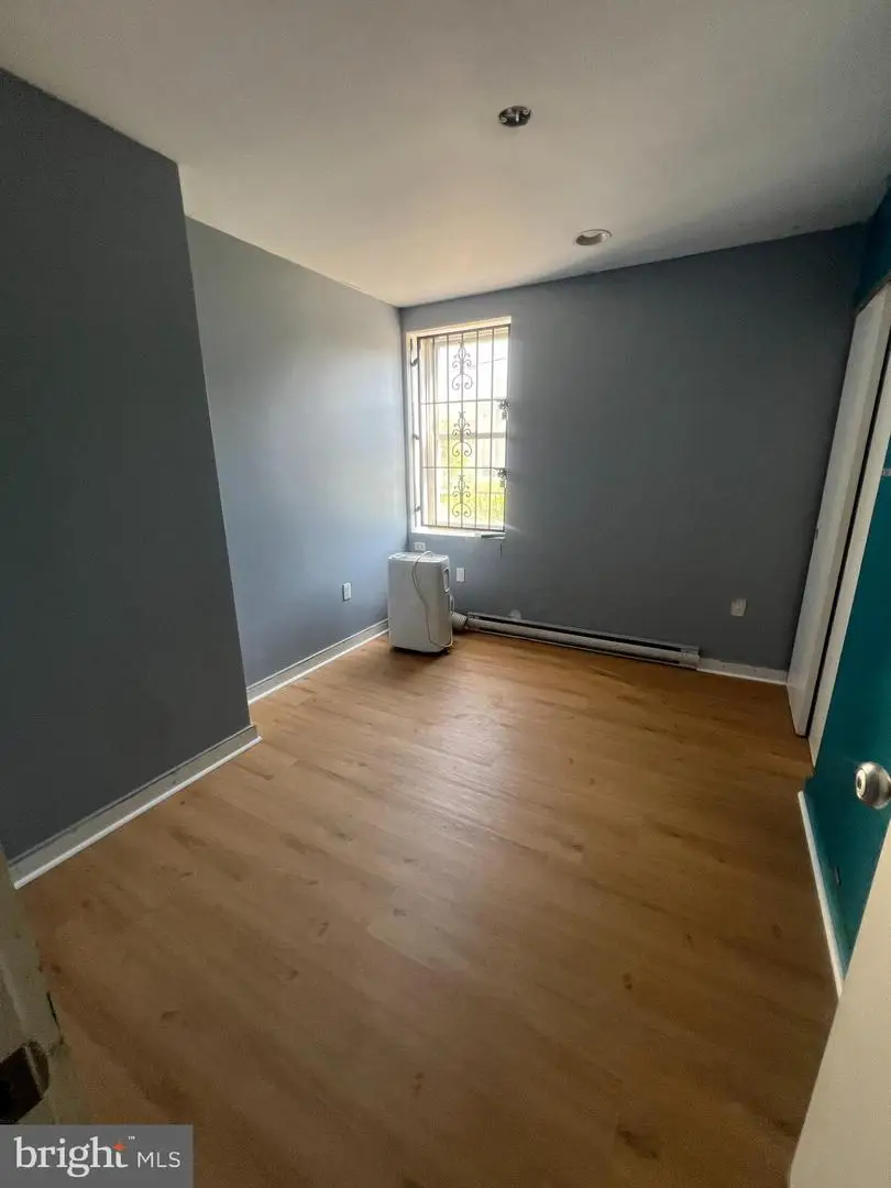 1327 N 16th St, Philadelphia, PA 19121 - #2