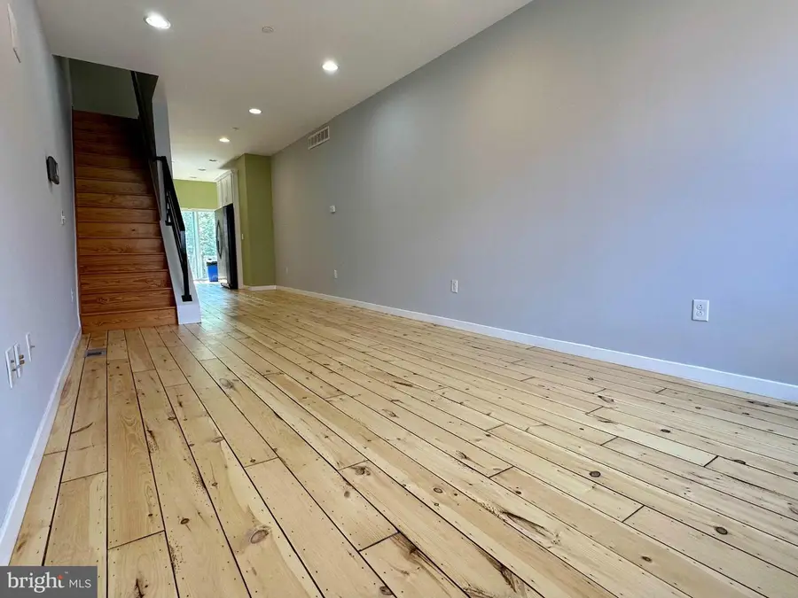1926 E Firth St, Philadelphia, PA 19125 - #2