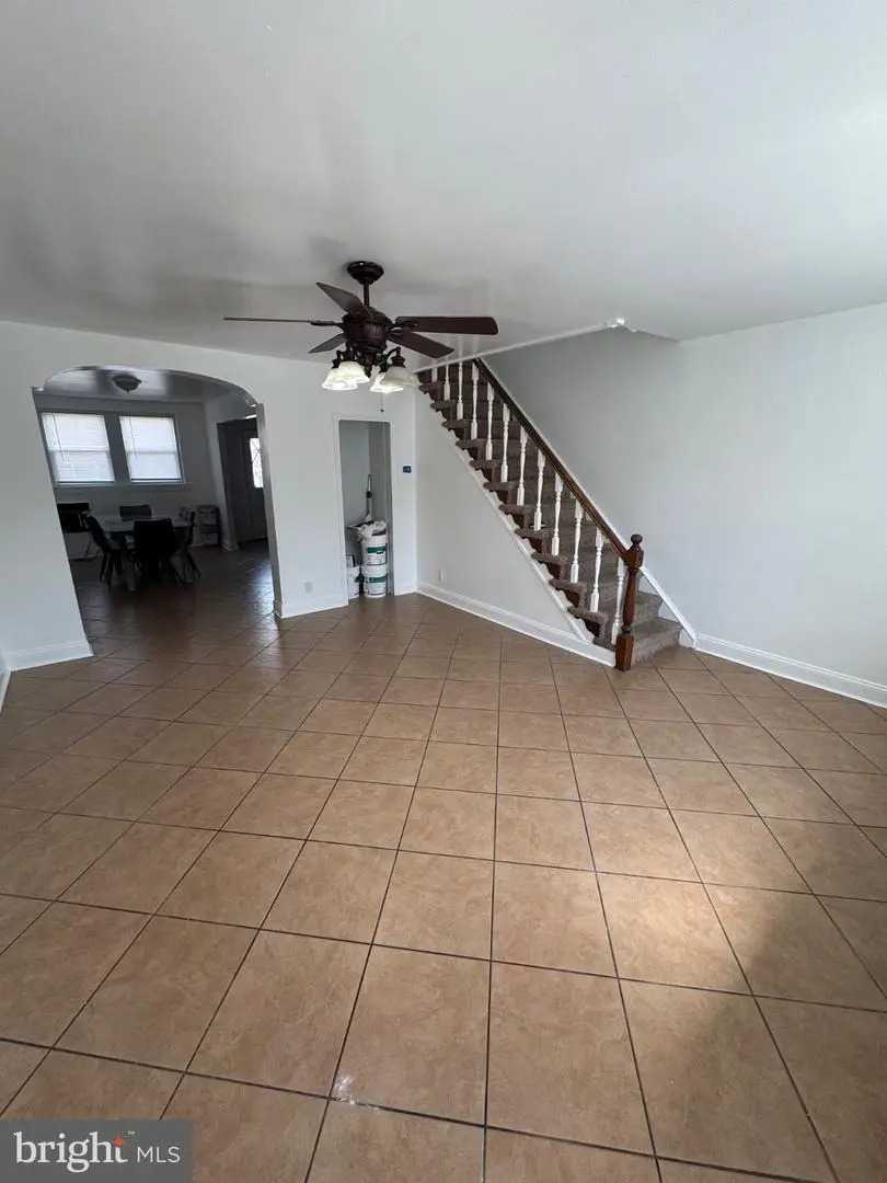 4653 Shelbourne St, Philadelphia, PA 19124 - #2