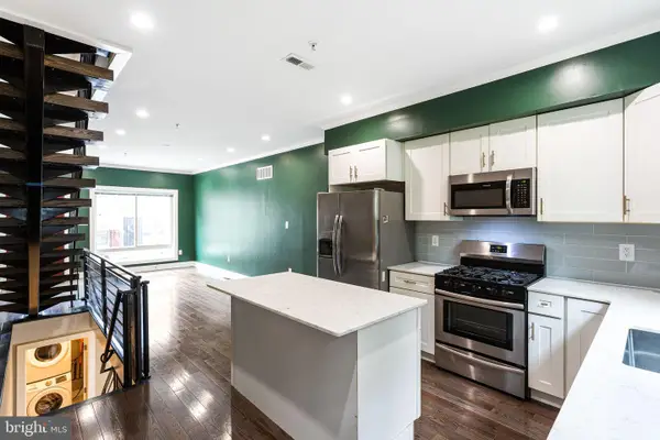 615 Emily St, PHILADELPHIA, PA 19148