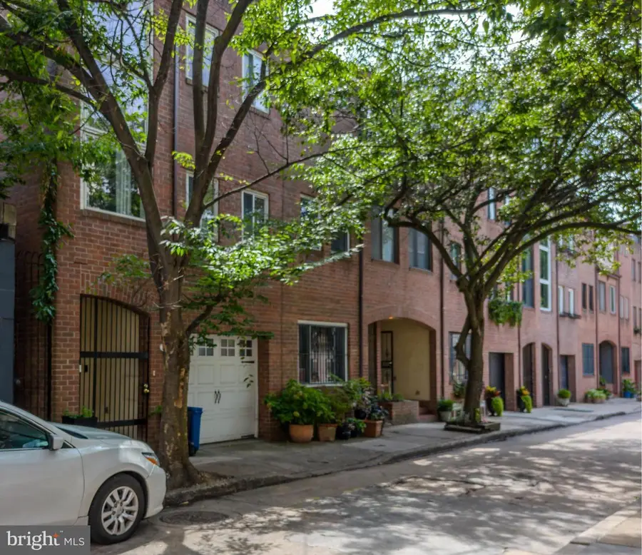 2108 Appletree St, Philadelphia, PA 19103 - #3