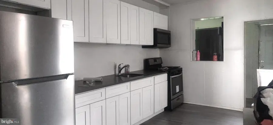 6520 Allman St, Philadelphia, PA 19142 - #2