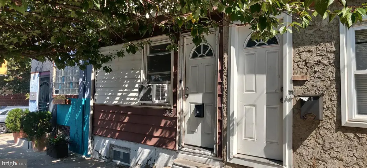 2303 S 63rd St, Philadelphia, PA 19142 - #1