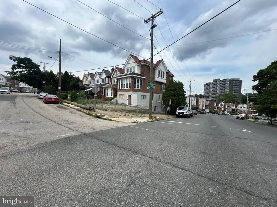 2001 52nd St, Philadelphia, PA 19131 - #3