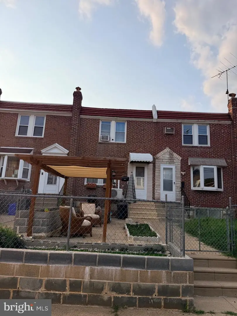6118 Walker St, Philadelphia, PA 19135 - #1